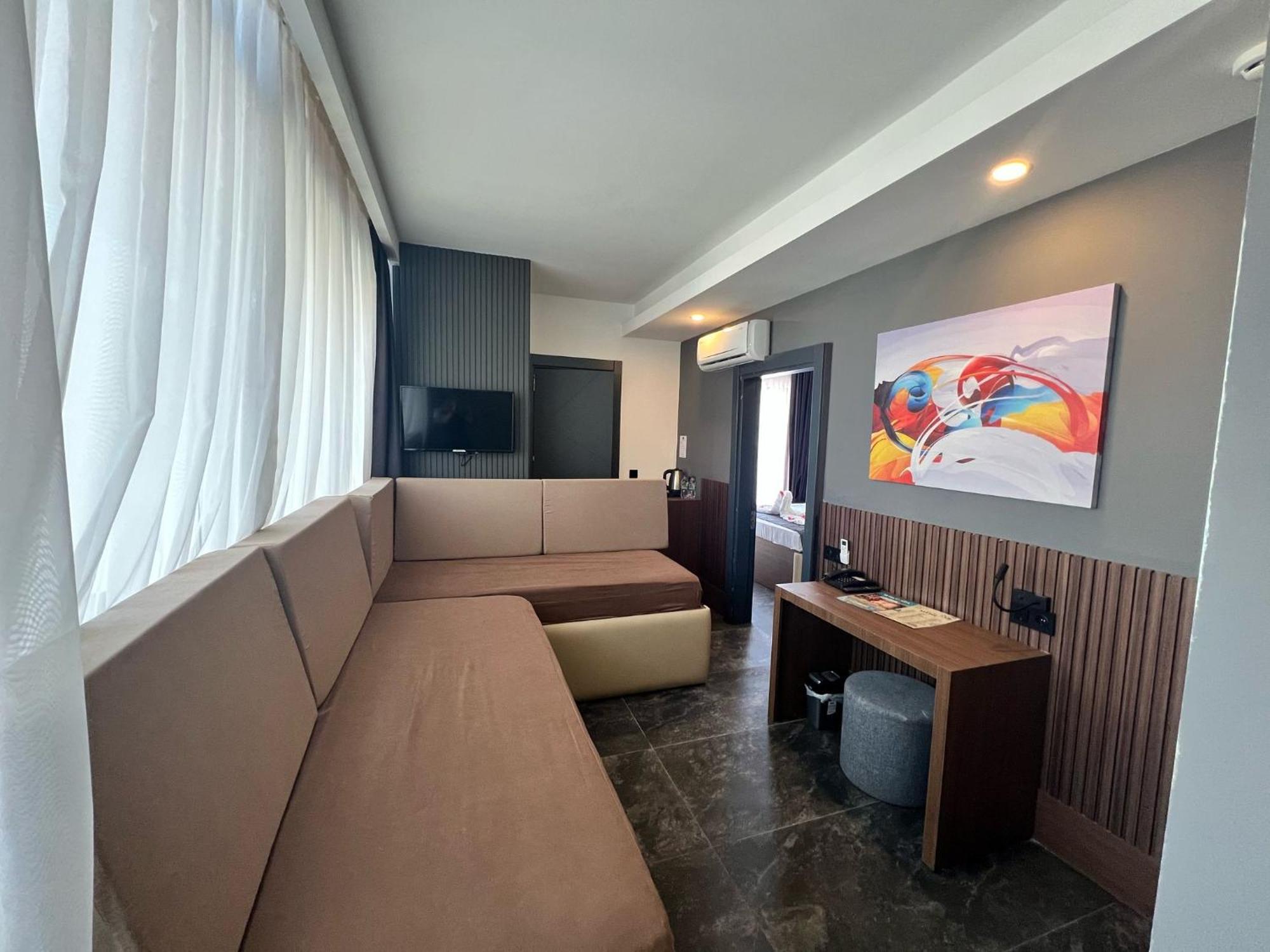 Wolf Of The City Hotel & Spa Antalya Exterior photo